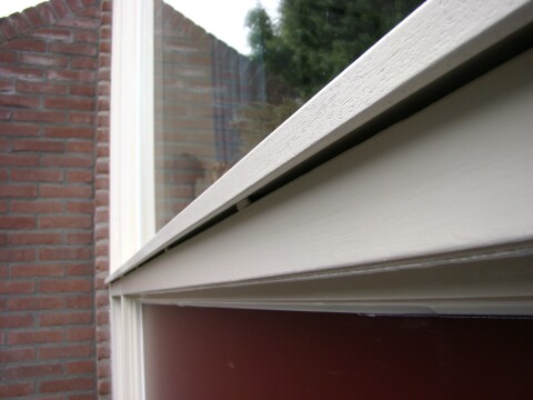 V15 - Aanbrengen geventileerde neuslatten